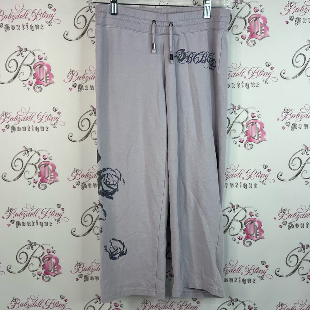 Bcbg pants cropped capris tattoo style y2k Gray Sweatpants with Floral Design